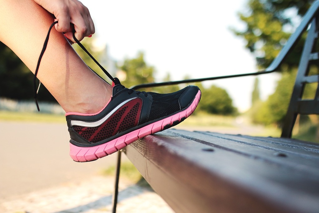 best running shoes for narrow feet
